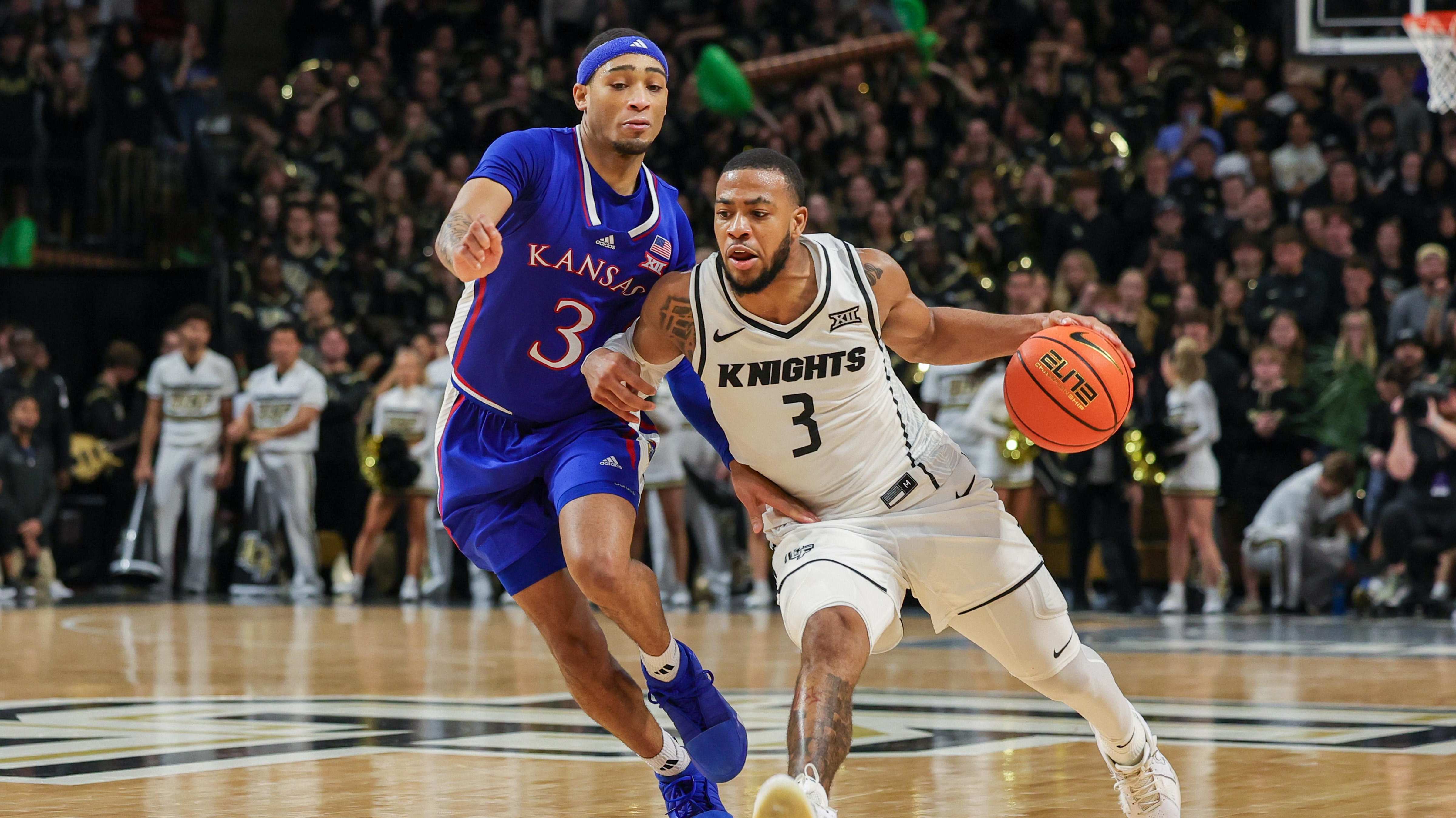 顯得猶豫不 顯得猶豫不