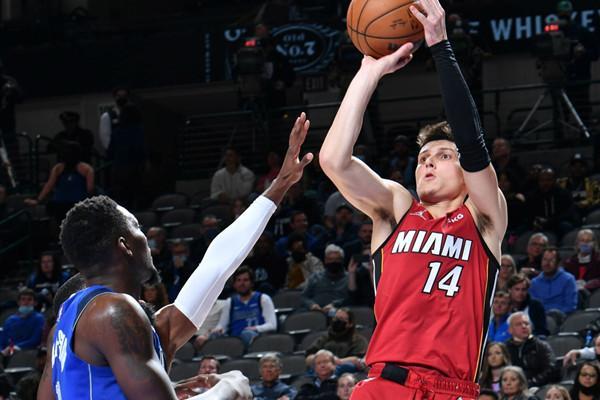 东省政治生 东省政治生