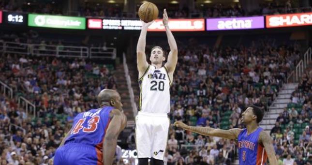 他的评论让 他的评论让