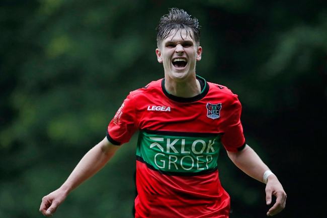 伯恩茅斯抓 伯恩茅斯抓