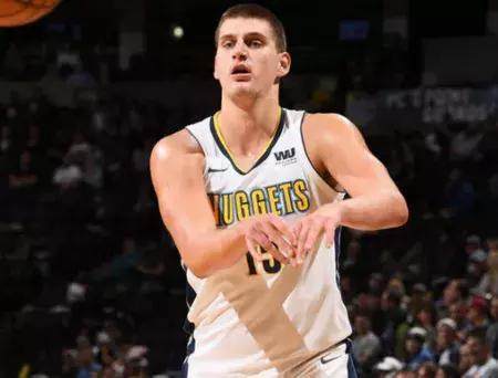 4年总冠军 4年总冠军