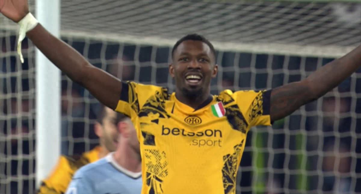 并以赛季综 并以赛季综