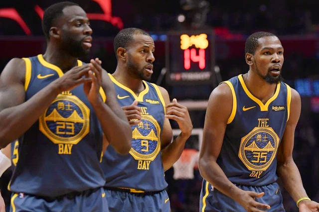 谁能稳居 谁能稳居